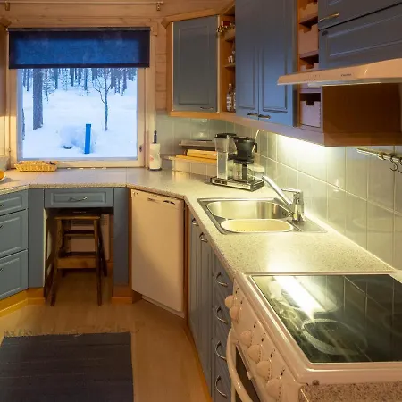 Vilttitossu 4* Äkäslompolo